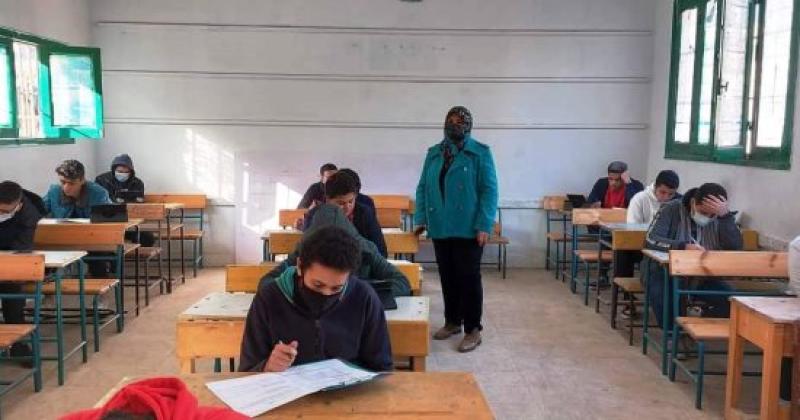 امتحانات الشهادة الإعدادية