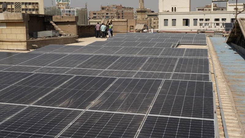 مشروع الطاقة الشمسية في محطة مصر