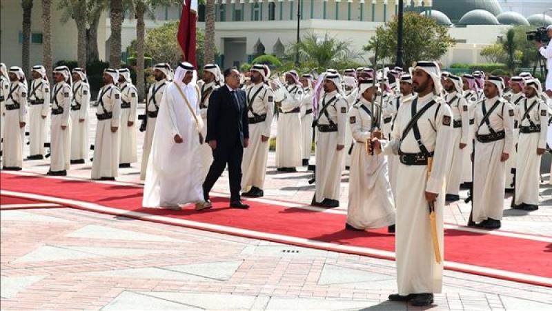 مراسم استقبال رسمية لرئيس الوزراء بقطر