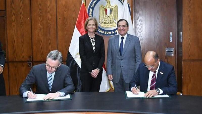 اتفاقية مصرية نرويجية لإنتاج الميثانول الأخضر