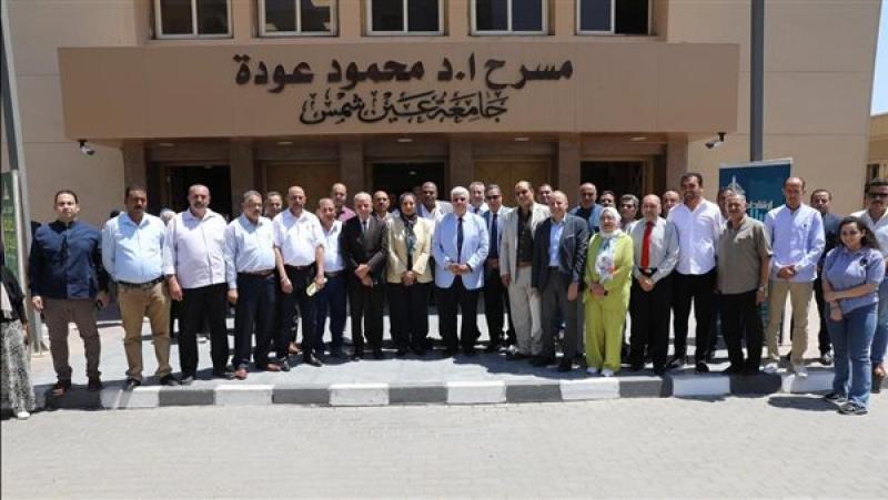 كواليس تفقد وزير التعليم العالي لمكتب تنسيق جامعة عين شمس