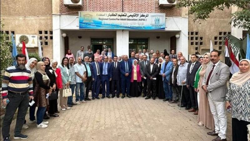 حوار مجتمعي حول الأمية