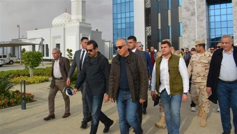 وزير الري يتفقد محطة الحمام لمعالجة مياه الصرف الزراعي بغرب الدلتا