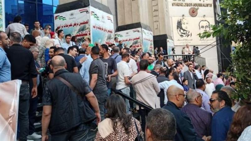 فوز خالد البلشي بمقعد نقيب الصحفيين