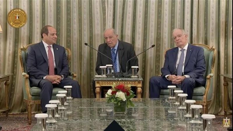 خلال اللقاء