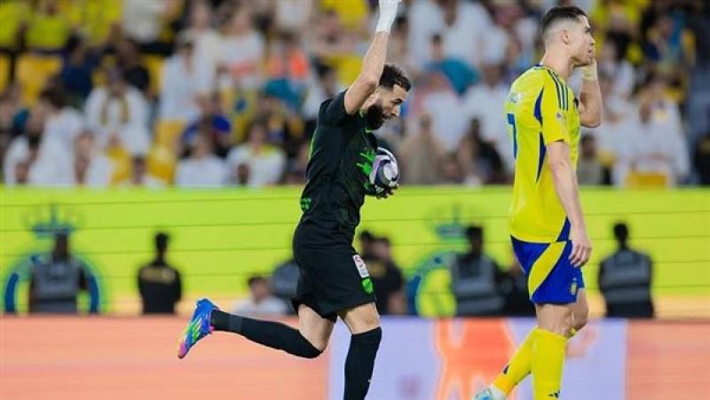 الاتحاد يقلب الطاولة