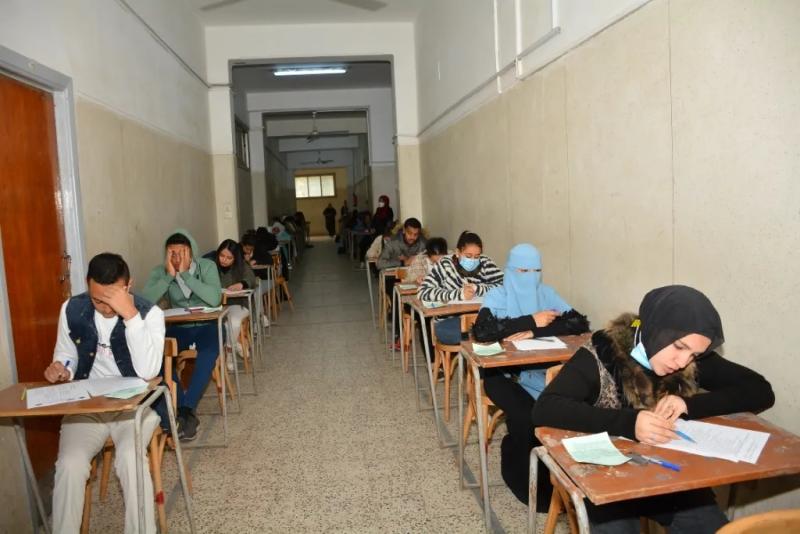امتحانات الثانوية العامة