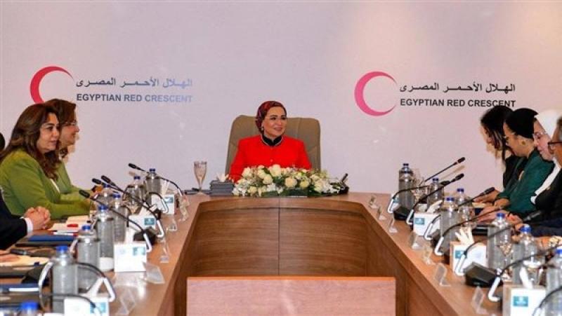 التضامن تهنئ السيدة انتصار السيسي