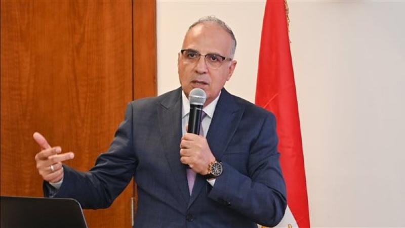 وزير الري