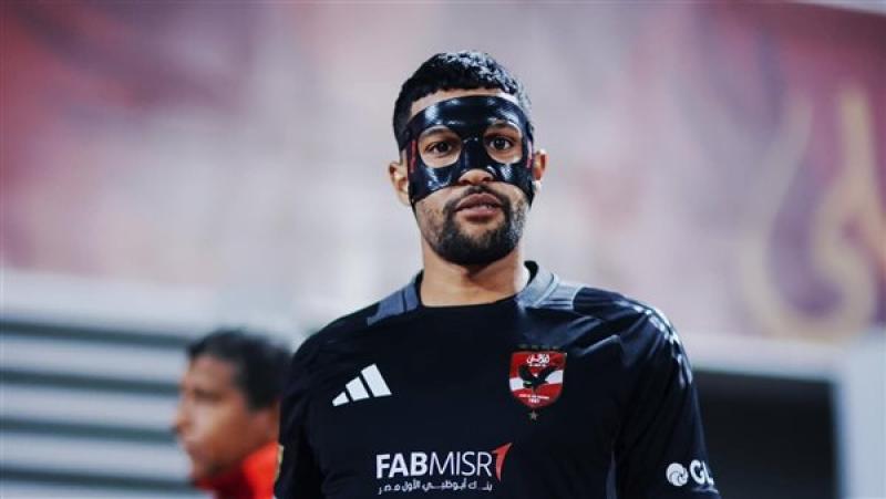 الأهلي يستعيد يحيى عطية الله والدبيس أمام فاركو