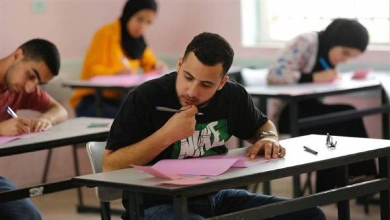امتحانات الدبلومات الفنية 2025