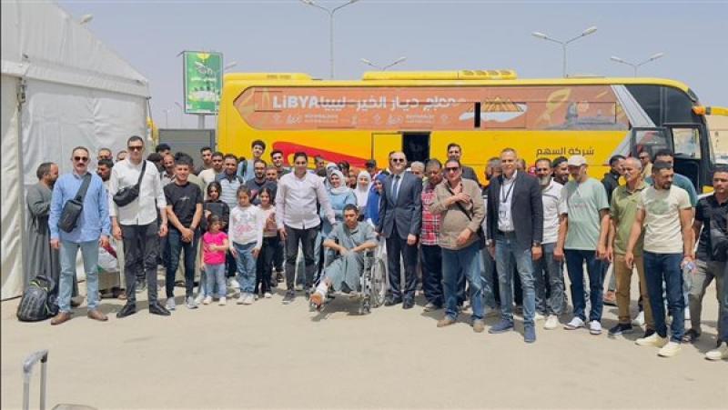 إعادة مصريين من ليبيا