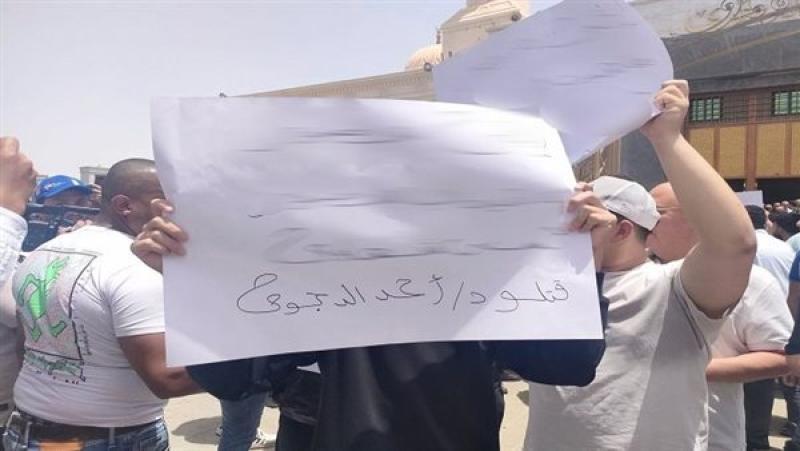 لافتات في جنازة أحمد الدجوي