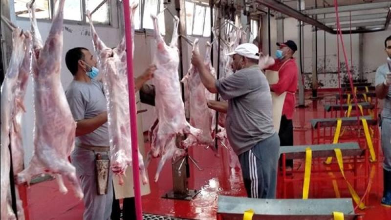 حملات مكثفة على أسواق اللحوم