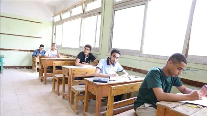 لجان مؤمنة واستعدادات كاملة لانطلاق امتحانات الثانوية