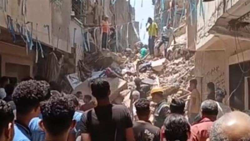 انهيار منزلين بحدائق القبة