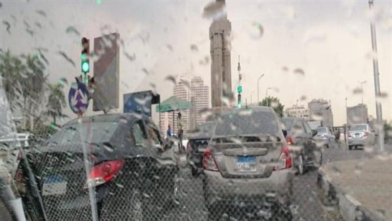 أمطار في عز الحر