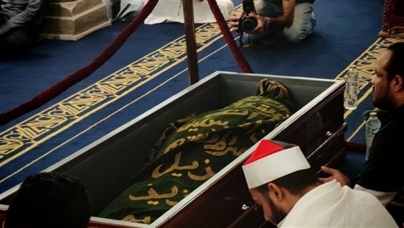 وفاة الدكتور أحمد عمر هاشم 