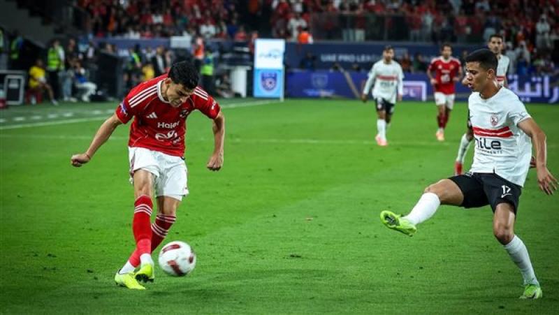 الأهلي يتوج بكأس السوبر المصري