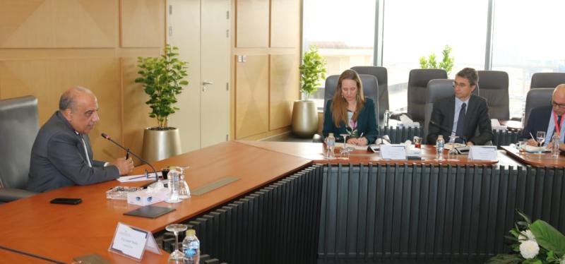 جانب من المباحثات