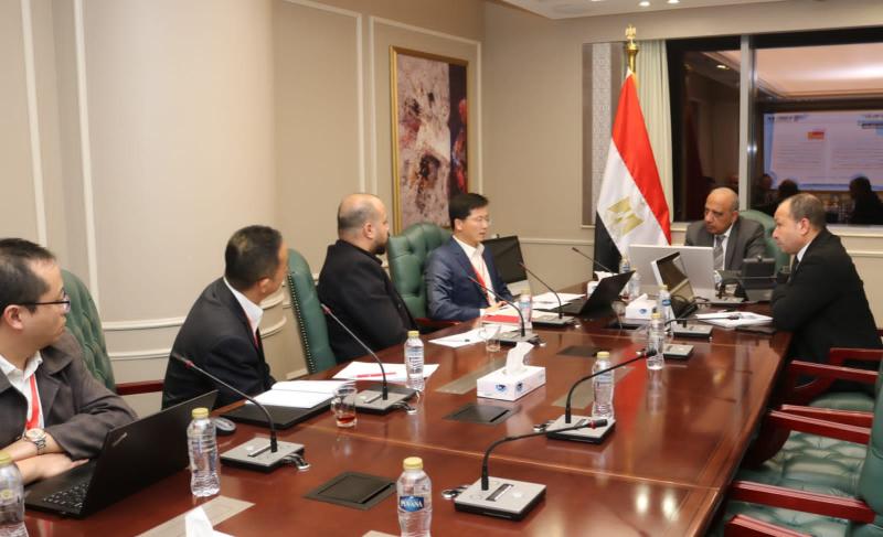 جانب من المباحثات