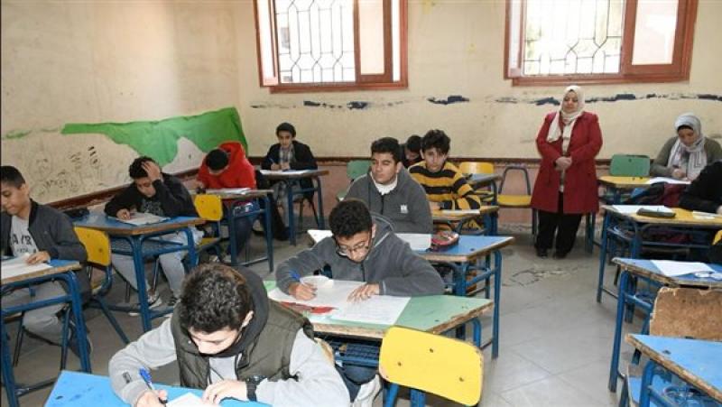 امتحانات الشهادة الإعدادية