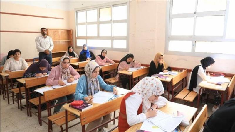 الشهادة الإعدادية