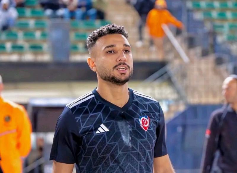 اللاعب هادي رياض