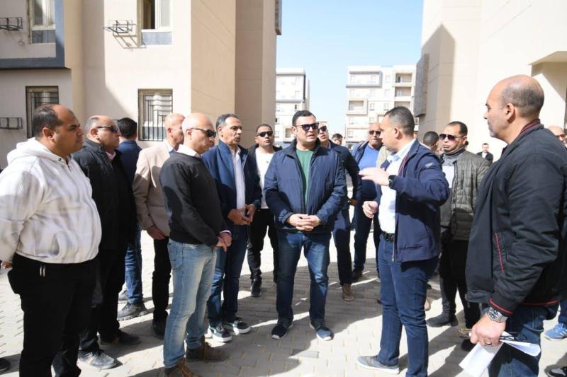 وزير الإسكان يتفقد العلمين الجديدة