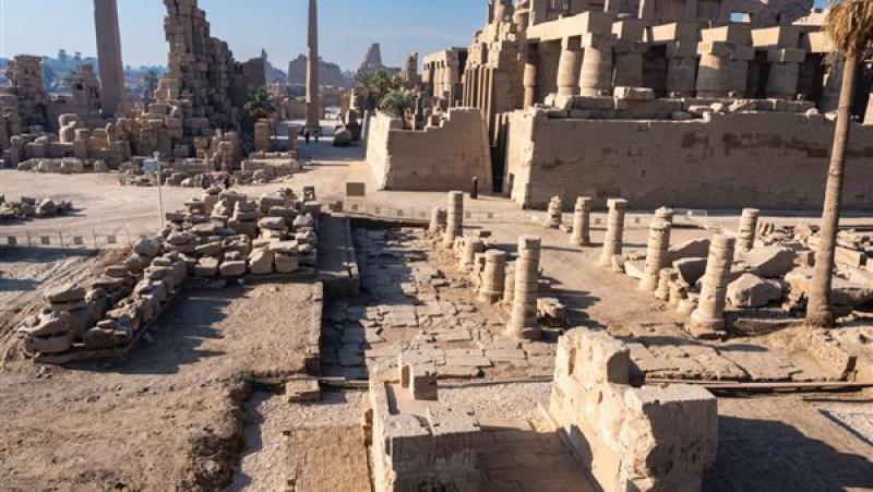  إعادة تركيب وترميم بوابة سور الملك رمسيس الثالث