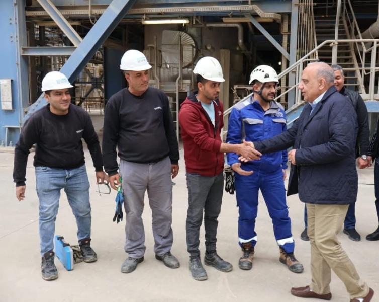 وزير الكهرباء