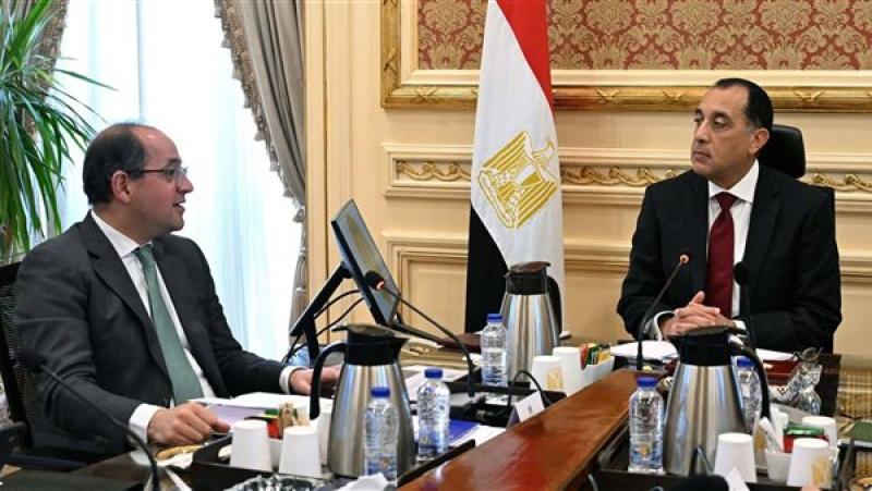 رئيس الوزراء ,وزير المالية