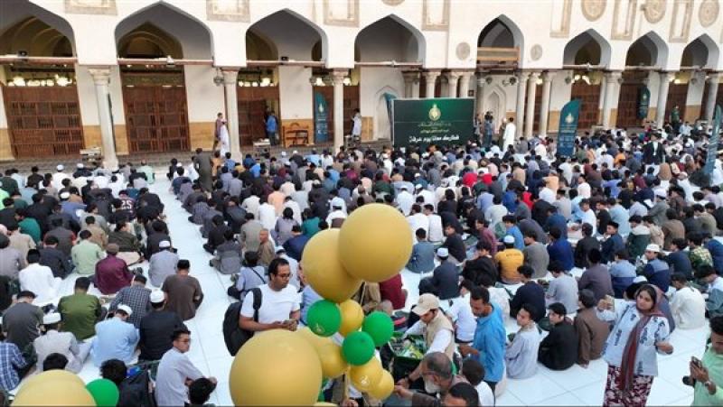 أكبر مائدة إفطار بالجامع الأزهر