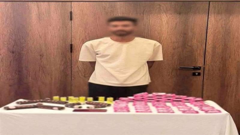 ضبط شخص لقيامه بالترويج لبيع الألعاب النارية